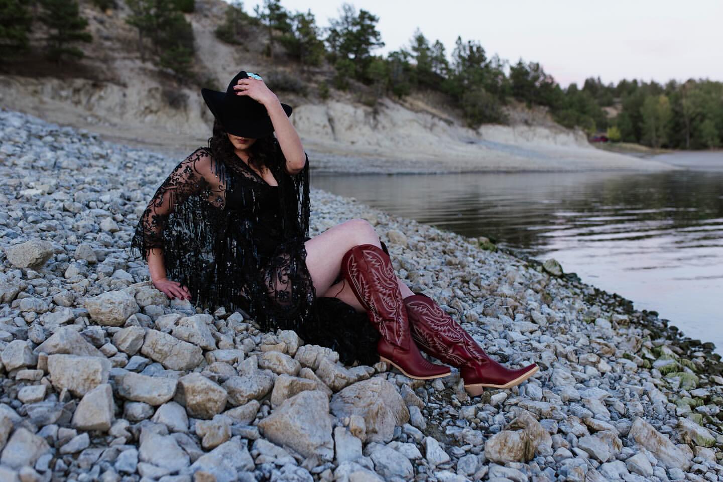 Embrace the Western Spirit: A Guide to Womenās Cowboy Boots