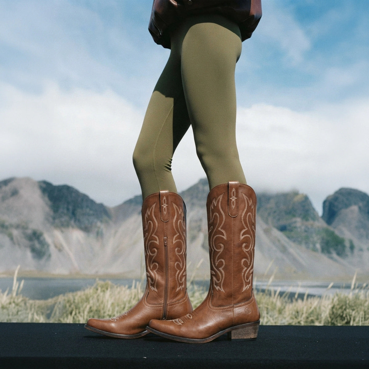 The Cheyenne - Brown Vintage Scroll Embroidered Snip Toe Cowgirl Boots with Side Zipper