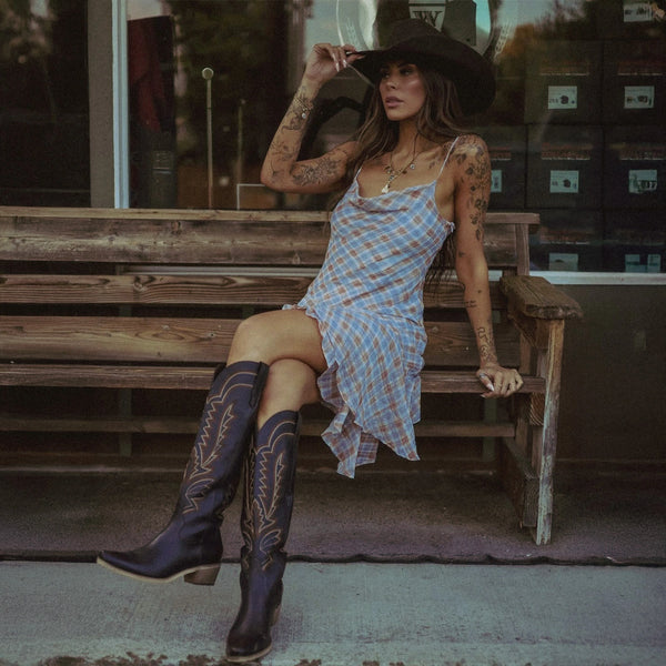 @fashionista